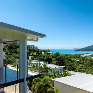 Aparthotel Airlie Summit