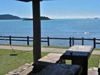 Paradise Court Holiday Units Airlie Beach